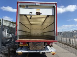 2018-daf-cf340-box-rigid-20260421_130847352_ios
