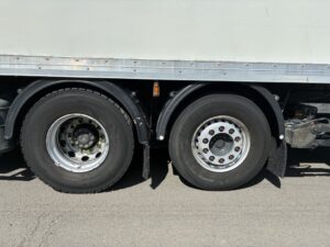 2018-daf-cf340-box-rigid-20260421_131209002_ios
