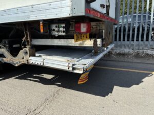 2018-daf-cf340-box-rigid-20260421_131216870_ios