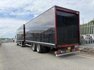 2024-74-daf-lf310-18-tonne-drawbar-box-with-vbg-coupling-20260507_131237924_ios