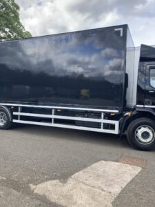 2024-daf-lf310-18-tonne-drawbar-box-with-vbg-coupling-img_0322-rotated