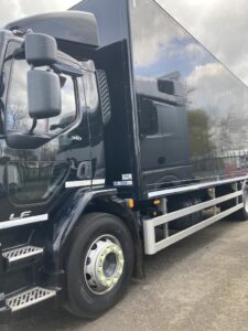 2024-daf-lf310-18-tonne-drawbar-box-with-vbg-coupling-img_0326-rotated