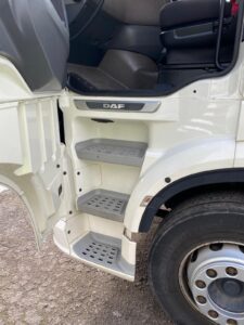 2021-71-daf-xf480-midlift-photo-2026-03-30-16-53-17