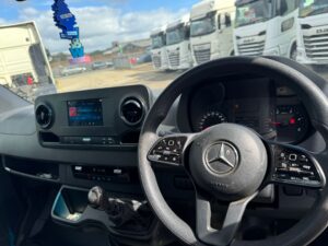 2023-mercedes-sprinter-315-cdi-dropside-photo-2026-04-16-11-29-42-15