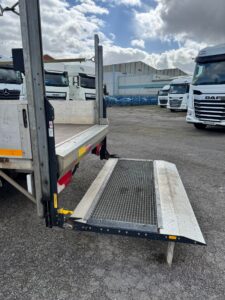 2023-mercedes-sprinter-315-cdi-dropside-photo-2026-04-16-11-29-42