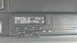 2023-72-daf-cf340-26t-refrigerated-rigid-1000049856