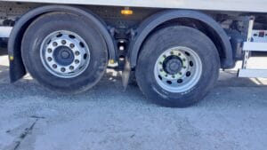 2023-72-daf-cf340-26t-refrigerated-rigid-1000049876