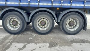 2022-tiger-pillarless-tri-axle-curtainsider-1000050728