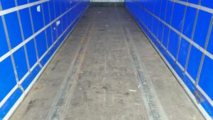 2022-tiger-pillarless-tri-axle-curtainsider-1000050733