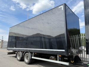 2024-74-daf-lf310-18-tonne-drawbar-box-with-vbg-coupling-20260507_125016678_ios