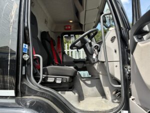 2024-74-daf-lf310-18-tonne-drawbar-box-with-vbg-coupling-20260507_125110481_ios
