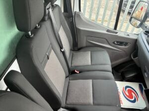 2023-72-ford-transit-350-ecoblue-luton-box-20260507_144334981_ios