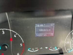 2023-72-ford-transit-350-ecoblue-luton-box-20260507_144343459_ios
