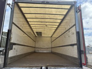 2019-daf-cf260-18t-box-rigid-20260511_103422133_ios