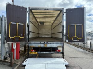 2019-daf-cf260-18t-box-rigid-20260511_103458187_ios