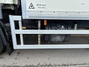 2019-daf-cf260-18t-box-rigid-20260511_103923578_ios