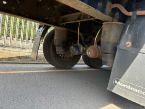 2019-montracon-pillarless-tri-axle-curtain-sider-20260522_150835334_ios