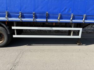 2019-montracon-pillarless-tri-axle-curtain-sider-20260522_150842453_ios