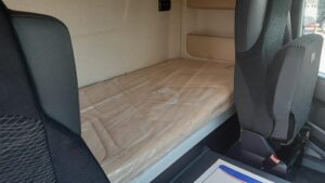 2023-72-mercedes-actros-1824-18t-curtain-side-rigid-1000052214