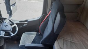 2023-72-mercedes-actros-1824-18t-curtain-side-rigid-1000052216