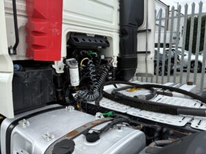2021-71-daf-xf530-midlift-20260605_143004211_ios