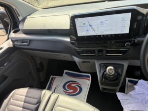 2024-ford-tourneo-custom-9-seater-minibus-20260612_141033305_ios