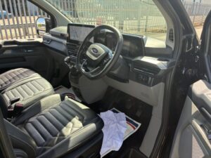2024-ford-tourneo-custom-9-seater-minibus-20260612_141048492_ios