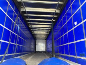 2019-montracon-tri-axle-pillarless-curtain-sided-trailer-20260616_093953144_ios