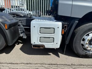 2022-71-daf-cf480-6x2-midlift-processed-3d0bddcb-8617-46a2-80c8-264b6c94e12f