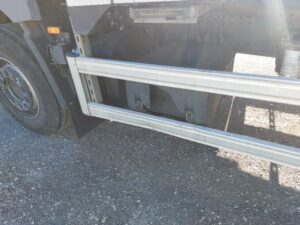 2023-daf-cf340-26t-6x2-flatbed-moffett-kit-rigid-1000007119