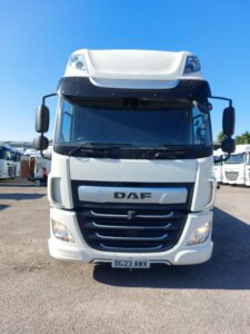 2023-daf-cf340-26t-6x2-flatbed-moffett-kit-rigid-1000007123-rotated