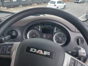 2023-daf-cf340-26t-6x2-flatbed-moffett-kit-rigid-1000008118
