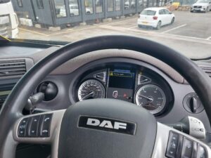 2023-daf-cf340-26t-6x2-flatbed-moffett-kit-rigid-1000008134