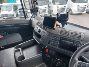 2023-daf-cf340-26t-box-rigid-1000008361