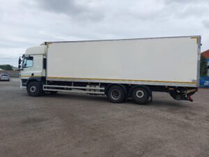 2023-daf-cf340-26t-box-rigid-1000008372