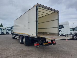 2023-daf-cf340-26t-box-rigid-1000008378