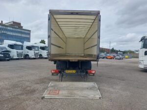 2023-daf-cf340-26t-box-rigid-1000008381
