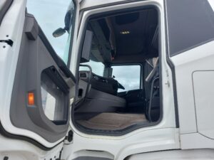 2023-72-daf-xf480-new-generation-midlift-1000008604