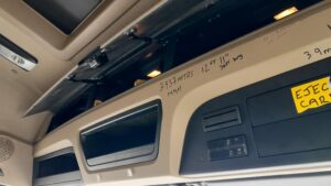 2023-72-mercedes-actros-1824-18t-curtain-side-rigid-1000052409