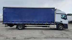 2023-72-mercedes-actros-1824-18t-curtain-side-rigid-1000052419-edited-4