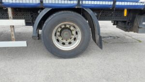 2023-72-mercedes-actros-1824-18t-curtain-side-rigid-1000052431