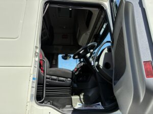2022-daf-xf530-midlift-20260407_142729750_ios