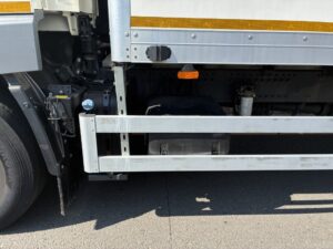 2023-daf-cf340-26t-box-rigid-20260709_151014647_ios