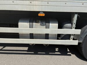 2023-daf-cf340-26t-box-rigid-20260715_124512764_ios