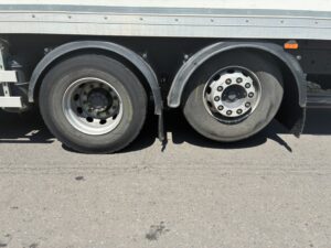 2023-daf-cf340-26t-box-rigid-20260715_124519290_ios
