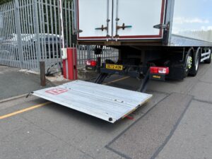 2022-72-daf-cf340-26t-box-rigid-20260727_133158818_ios
