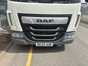 2022-daf-lf180-7-5t-box-tail-lift-20260728_123543584_ios