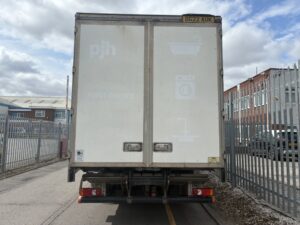 2022-daf-lf180-7-5t-box-tail-lift-20260728_123631992_ios
