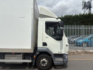 2022-daf-lf180-7-5t-box-tail-lift-20260728_123924753_ios