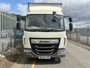 2022-daf-lf180-7-5t-box-tail-lift-20260728_124516305_ios